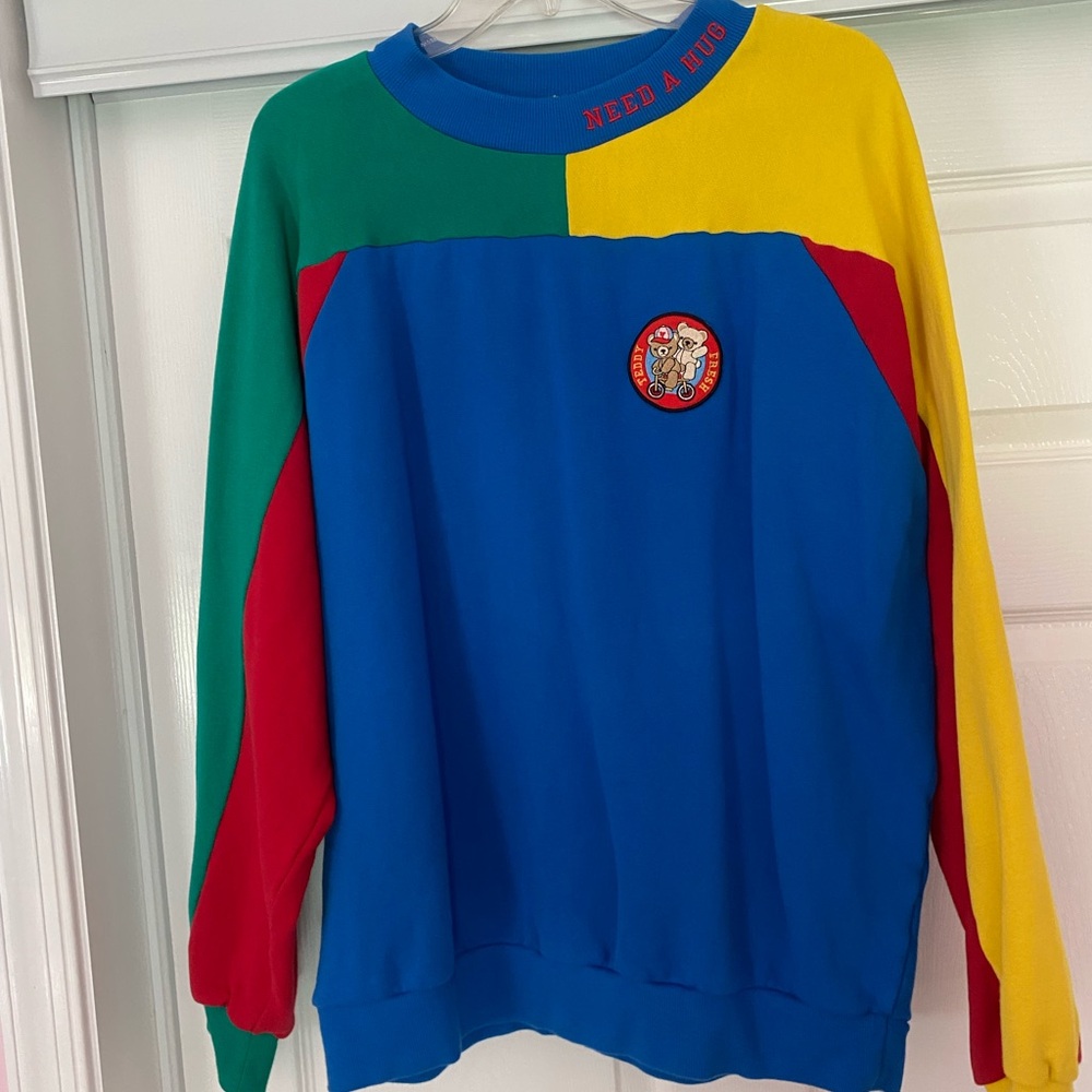 NWOT Teddy Fresh Need a Hug Sweatshirt Unisex